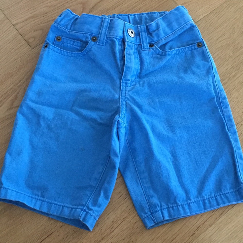 Crazy 8 boys light blue jeans shorts. Size 4